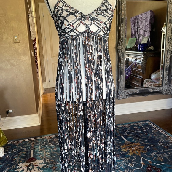 Handmade Macramé Rope Festival Dress - Picture 8 of 8